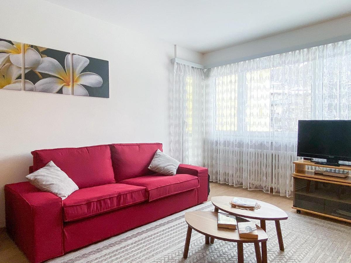 Zentrale Wohnung In St. Moritz Mit Grossem Balkon Zewnętrze zdjęcie